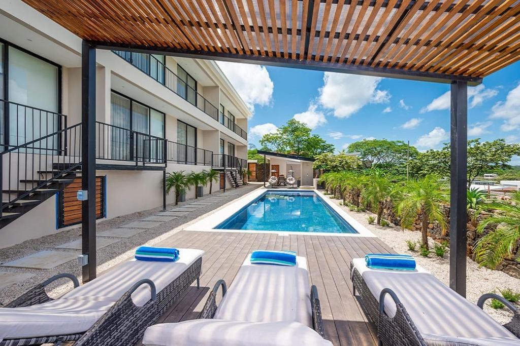 Tamarindo Beach, Prime Location, Fantastic Watersalt Pool & Cold Plunge, Family & Friends Exterior foto