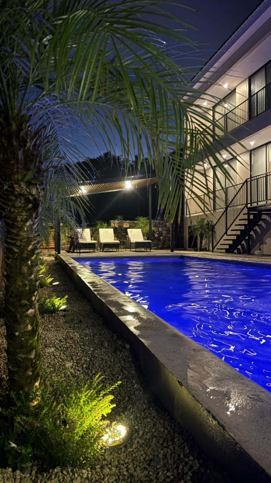 Tamarindo Beach, Prime Location, Fantastic Watersalt Pool & Cold Plunge, Family & Friends Exterior foto